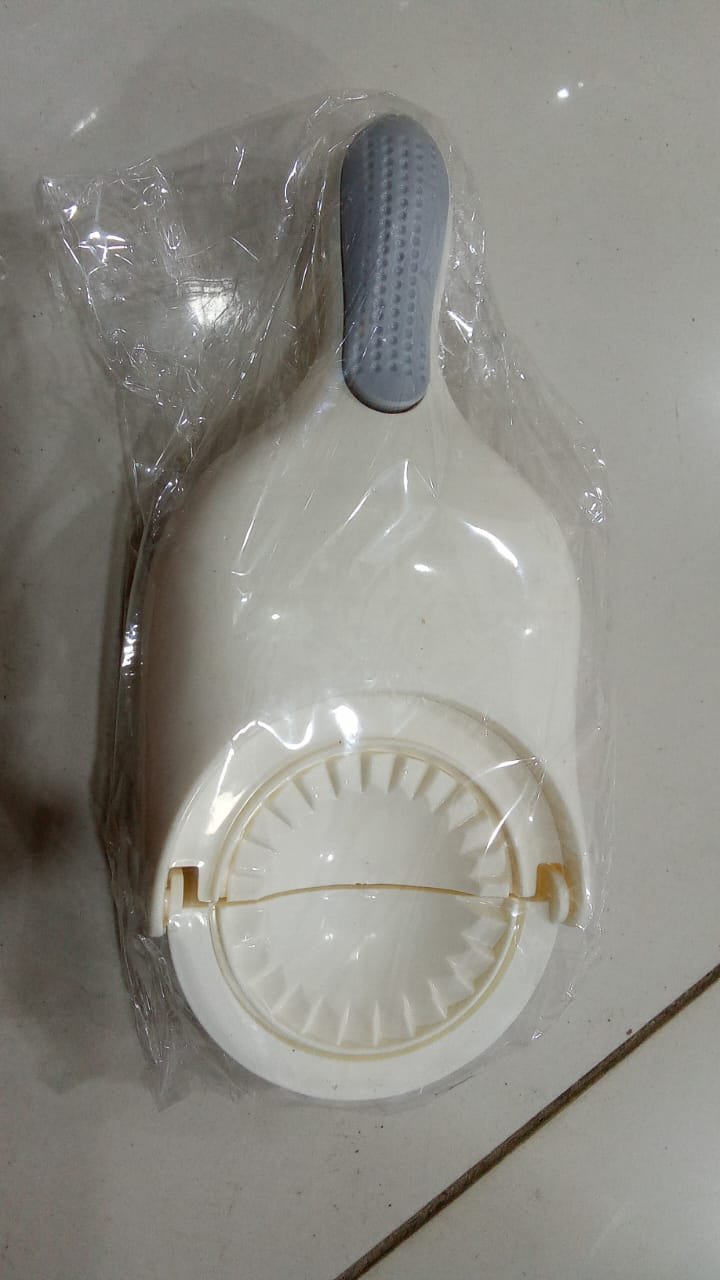 2-in-1 Manual Dumpling Maker & Dough Press Tool white